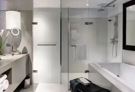 Millennium Hilton Bangkok - Sha Plus Certified - 37
