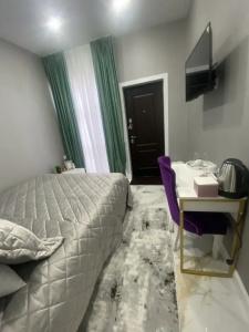 Silver House - 88