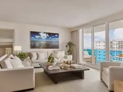 w South Beach - 111