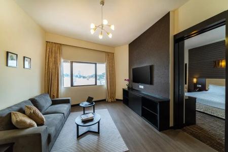 Royal @ Queens (SG Clean, Staycation Approved) - 43
