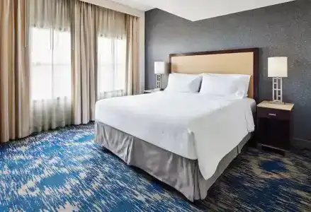 Embassy Suites by Hilton Old Town - 58