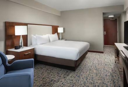 Hilton Boston Logan Airport - 32