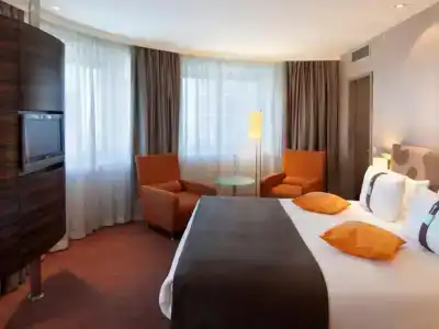 Holiday Inn Almaty - 55