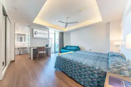 Port Benidorm & SPA - 75