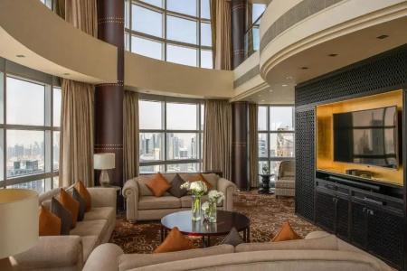 Jumeirah Emirates Towers - 105