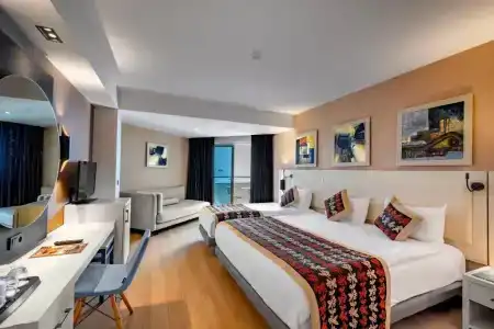 Long Beach Resort & Spa Deluxe - Ultra All Inclusive - 60