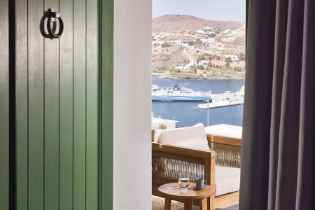 EmGard Suites Kythnos - 99