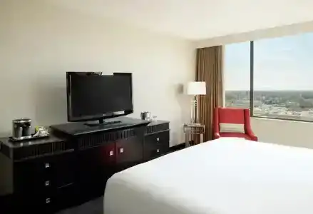 Doubletree by Hilton Los Angeles Downtown - 43