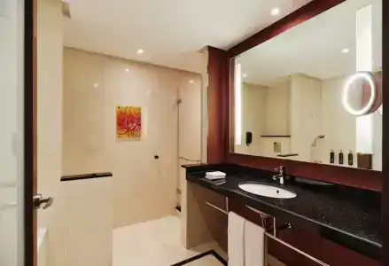 Hilton Warsaw City - 43