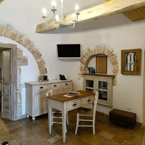 Trulli Holiday Albergo Diffuso - 63