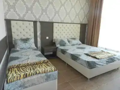Лариса - 3
