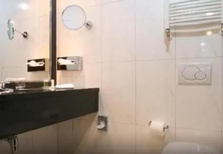 Ramada & Suites by Wyndham Bucharest North - 31