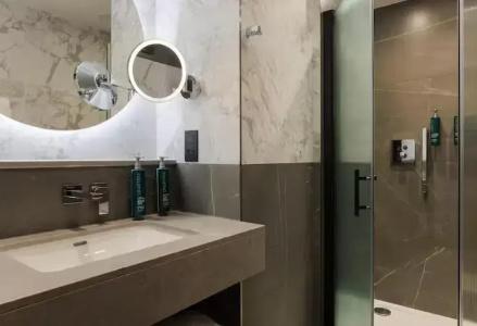DoubleTree by Hilton London Victoria - 68