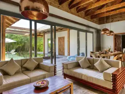 Mӧvenpick Resort Kuredhivaru Maldives - 59