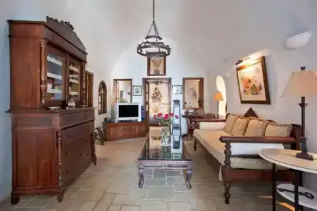 Alexander's Suites - 69