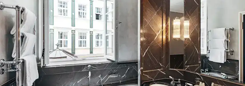 Bayerischer Hof - 52