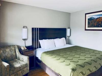 Quality Inn - 33