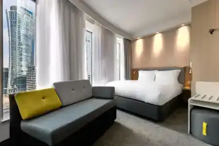 Holiday Inn Express - Warsaw - The Hub, An Ihg - 3