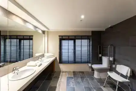 DoubleTree by Hilton London Victoria - 22
