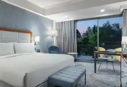 DoubleTree by Hilton Kusadasi - 29