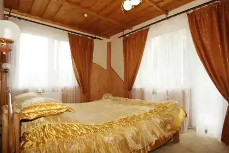 Смерековый Двор - 2
