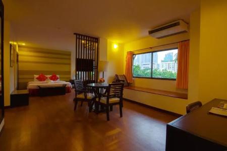 Woraburi Sukhumvit - 53