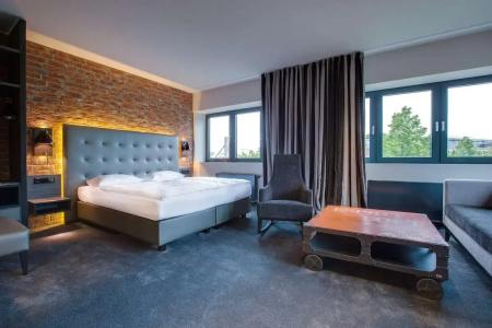 Park Inn by Radisson Lübeck - 23