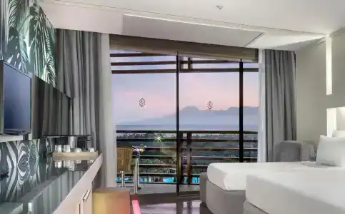 Nirvana Cosmopolitan - 7