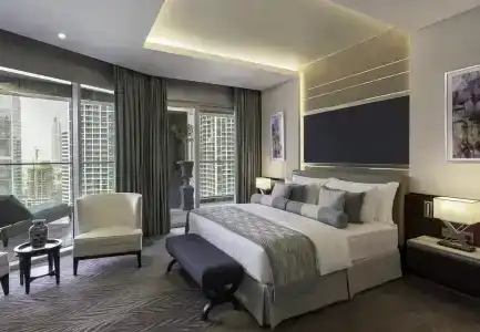 Renaissance Business Bay - 36