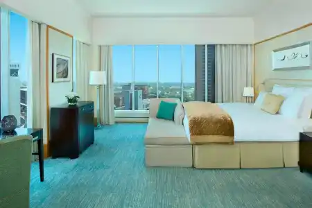 The Ritz-Carlton Executive Residences - 60