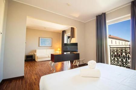 Cavour - 5