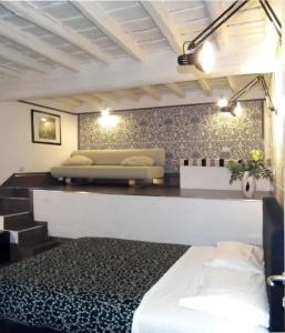 Relais Palazzo Taverna - 3