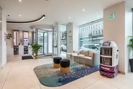 Yotel Porto - 1