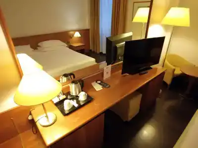 Best Western Park - 31