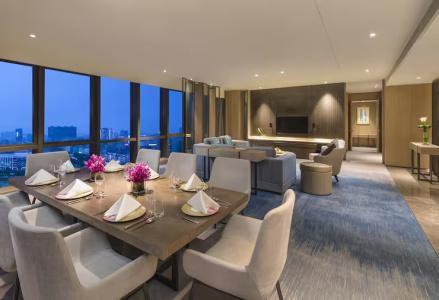 DoubleTree by Hilton Shenzhen Longhua - 61