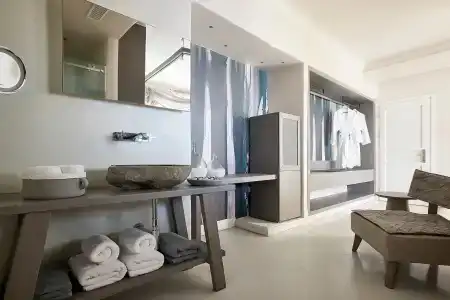 Amazon Mykonos Resort & Spa - 37