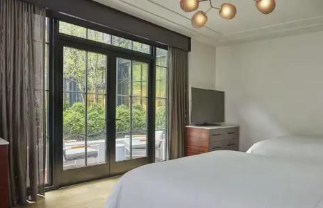 Sagamore Pendry - 50