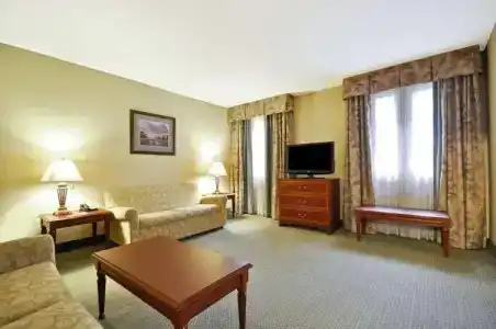 Hampton Inn Charleston-Historic District - 63