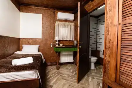 Western - 7