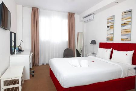 City Plaza  & Rooms - 34