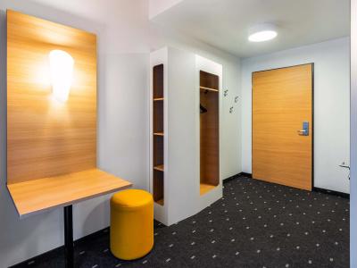 B&B Düsseldorf-City - 43