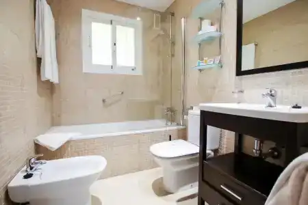 Ramada & Suites by Wyndham Costa del Sol Fuengirola - 148