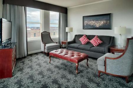 Embassy Suites Portland - Downtown - 53