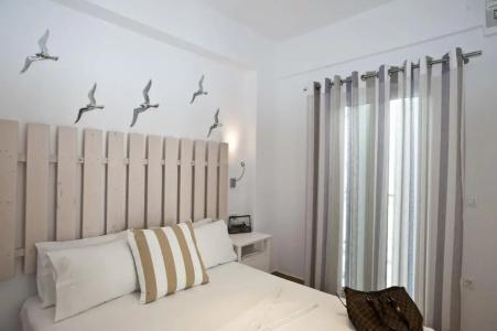 Yanna Luxury Suites (Asteri Suites) - 3