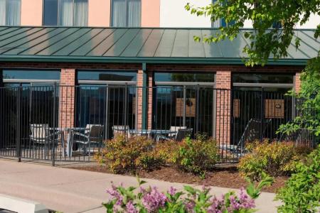 SpringHill Suites by Marriott - 20