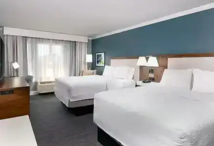 Hampton Inn Savannah Historic District - 32