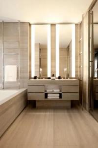 Armani Milano - 40