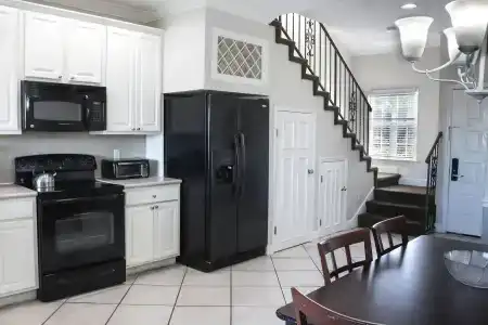 Parc Corniche Condominium Suites - 87