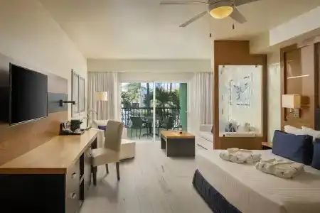 Ocean Blue & Sand Beach Resort - All Inclusive - 68