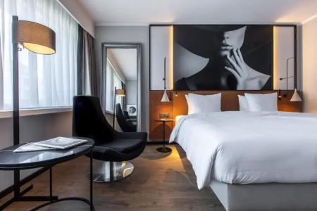 Radisson Blu - 70